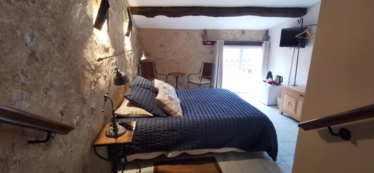 Le Mimosa Bed & Breakfast Saint-Saturnin-de-Lucian Dış mekan fotoğraf