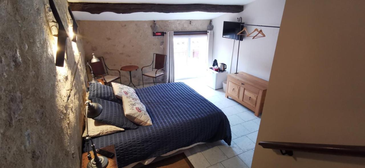 Le Mimosa Bed & Breakfast Saint-Saturnin-de-Lucian Dış mekan fotoğraf